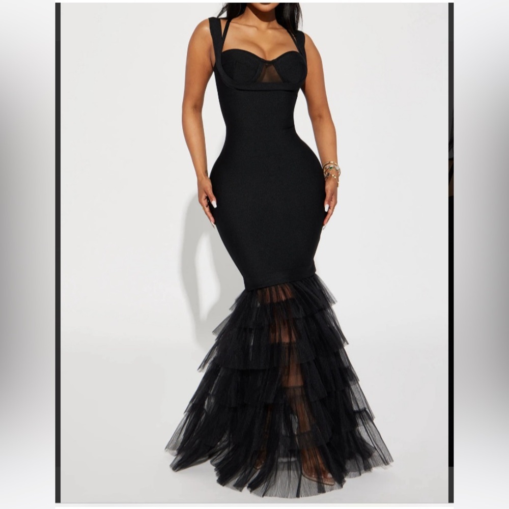 Black Tulle Mermaid Gown